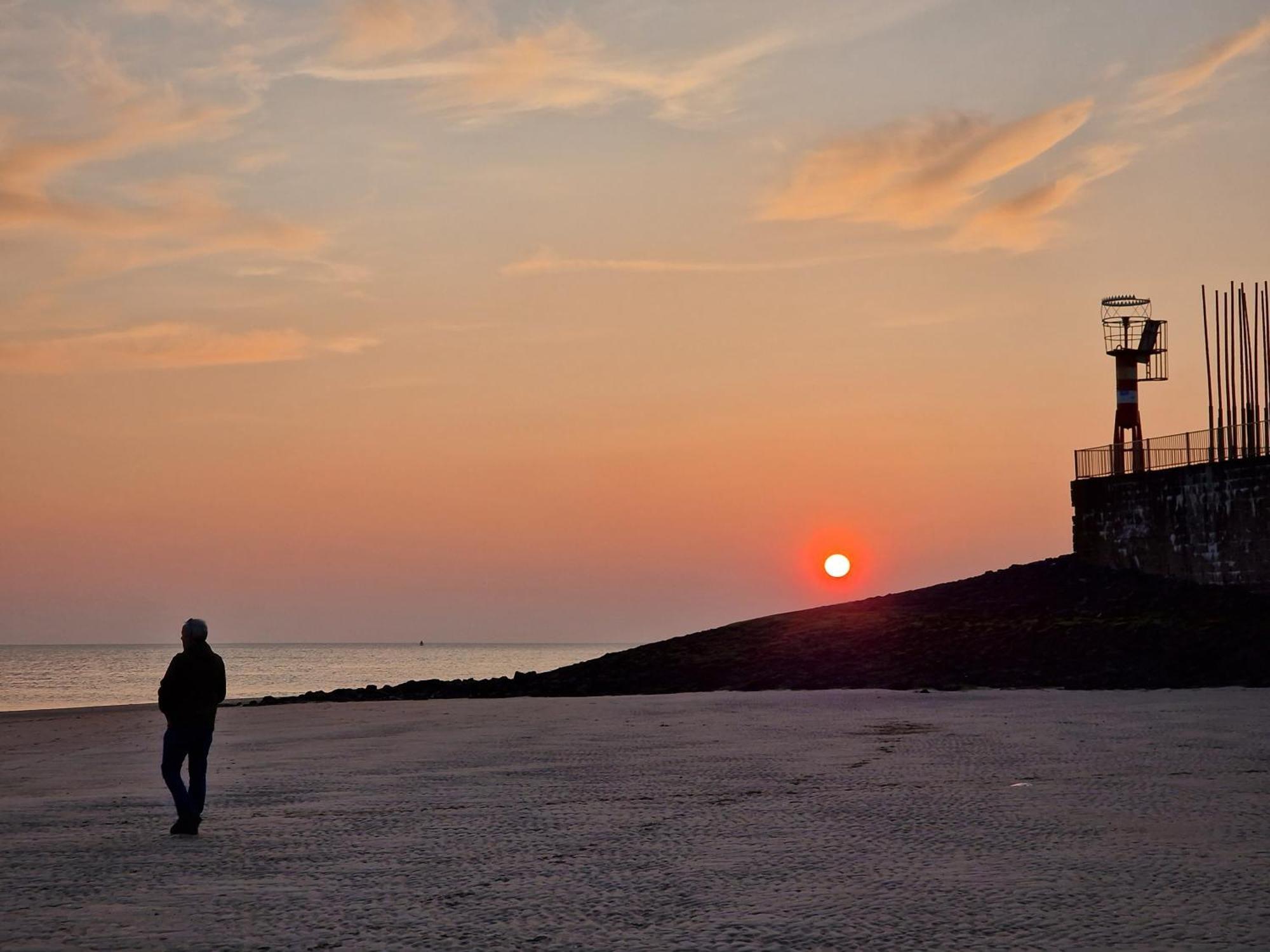 B&B Van Zon Aan Zee ลิสซิงเงิน ภายนอก รูปภาพ